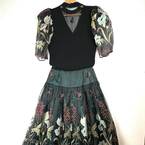 Vintage de Lanthume Embroidered Sweater & Skirt Set Elegant Party - Picture 9 of 15